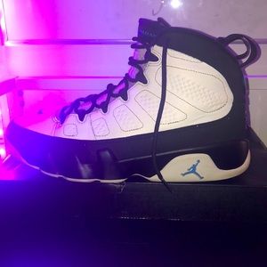 Jordan 9 University Blue